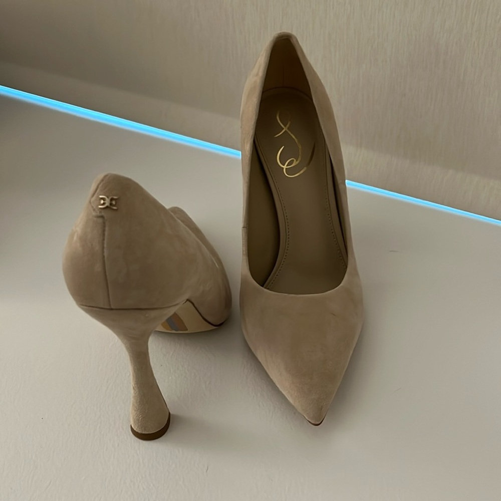 Sam Edelman beige suede heels size 7
